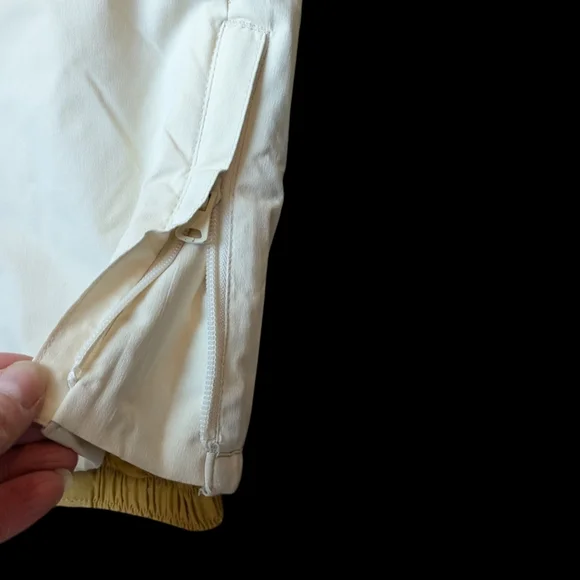 Burton Women's white snow pants - Picture 9 of 9